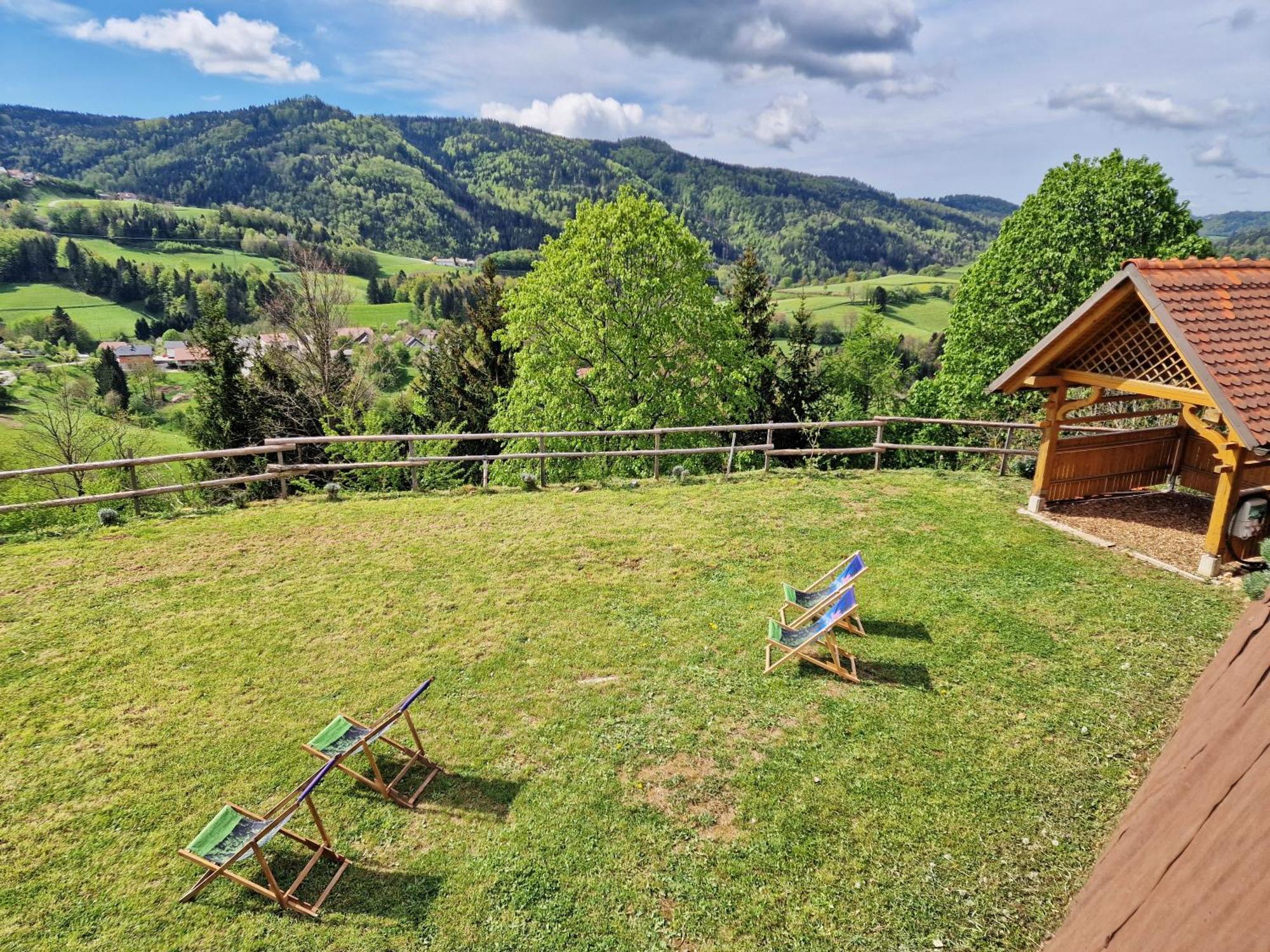 Hotel Golife Center Glamping Laze v Tuhinju Exterior foto